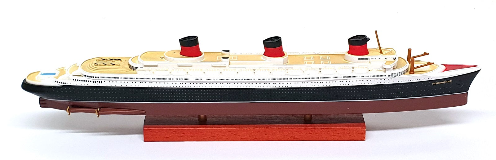 Atlas Editions 1/1250 Scale 7 572 006 - Normandie Ocean Liner Ship
