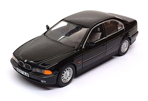 Minichamps 1/24 Scale 80 43 9 420 692 - The New BMW 5 Series Saloon - Black