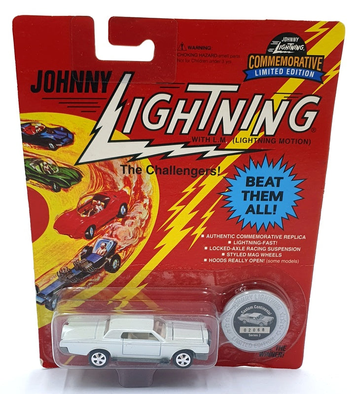Johnny Lightning 1/64 Scale 100-132 The Challengers Custom Continental Car White