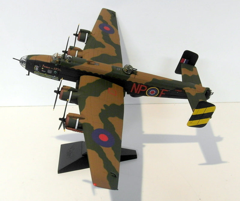 Corgi 1/72 Scale Diecast AA37204 Handley Page Halifax B.III LV607 158 Sqn1944 45