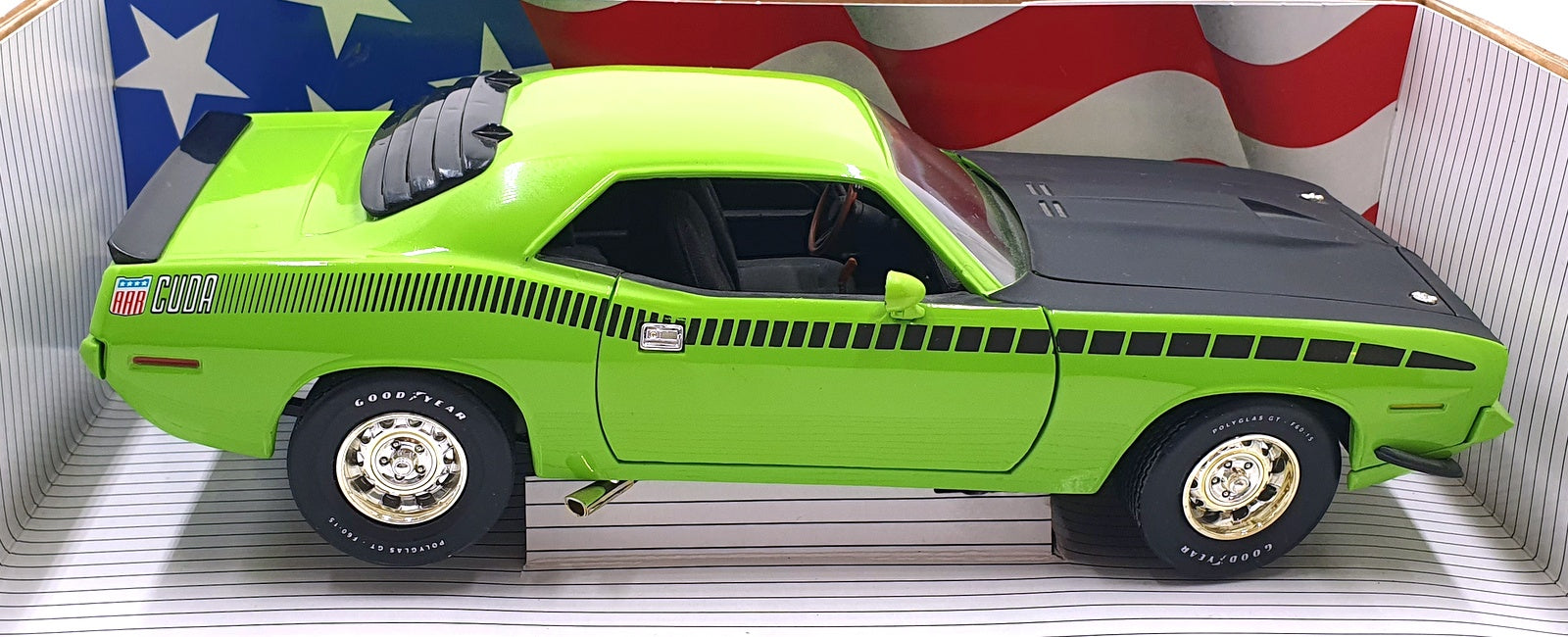 Ertl 1/18 Scale Diecast 7379 - 1970 Plymouth AAR Cuda - Green