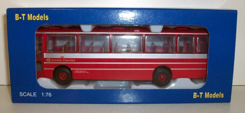 B-T Models 1/76 Scale - B010 AEC Reliance Duple Dominant II London coaches 78/93