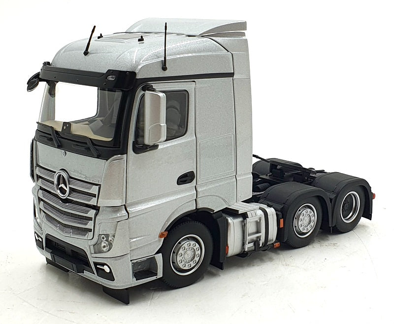 Marge Models 1/32 Scale - 1908-03 Mercedes Benz Actros Streamspace 6x2 Truck