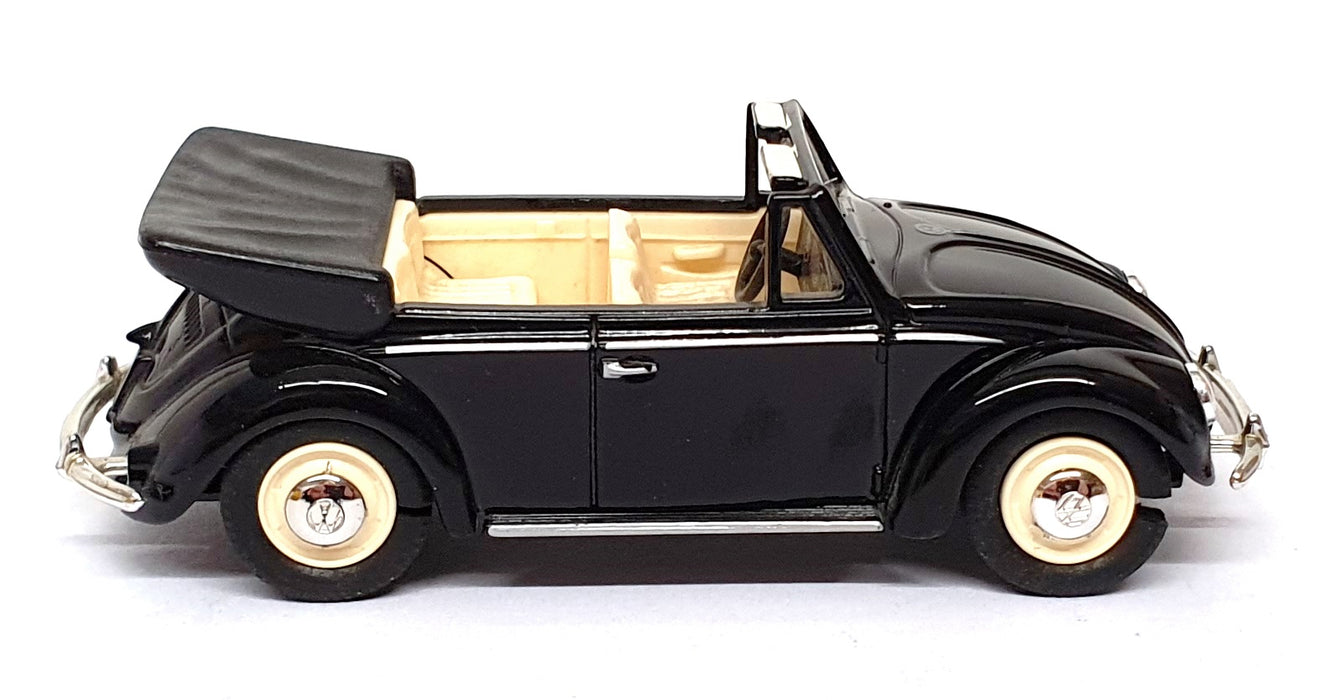 Vanguards 1/43 Scale Diecast VA2002 - Volkswagen VW Cabriolet - Black