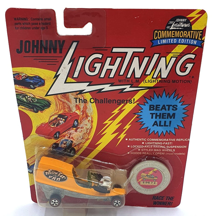 Johnny Lightning 1/64 Scale 100-190 - The Challengers Movin' Van - Orange
