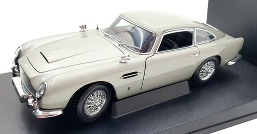 Autoart 1/18 Scale 70020 Aston Martin DB5 007 James Bond Goldfinger Silver
