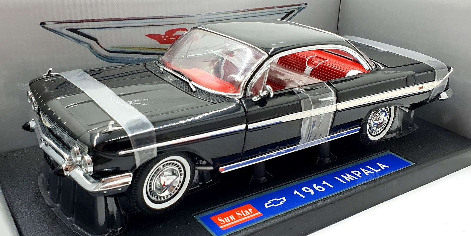 Sun Star 1/18 Scale Diecast 2101 - 1961 Chevrolet Impala SS 409 - Met Black