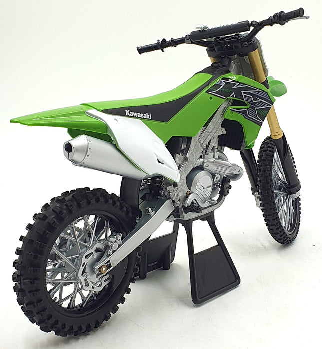 NewRay 1/6 Scale 49653 - Kawasaki KX450 Motorbike - Green/White