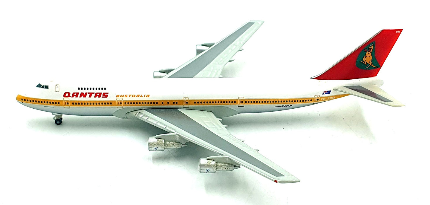 Herpa 1/500 Scale 514828 - Boeing 747-200 "Boxing Kangaroo" Qantas Aircraft