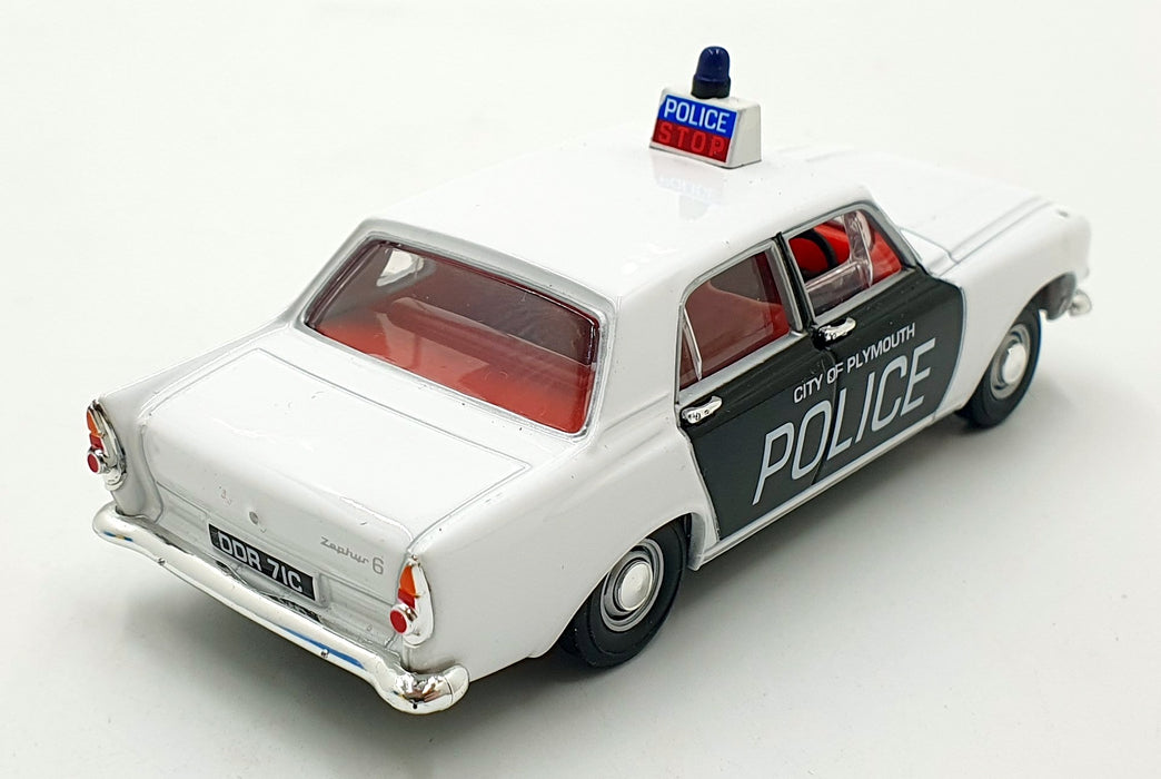 Vanguards 1/43 Scale Diecast VA04603 - Ford Zephyr 6 MkIII Plymouth City Police