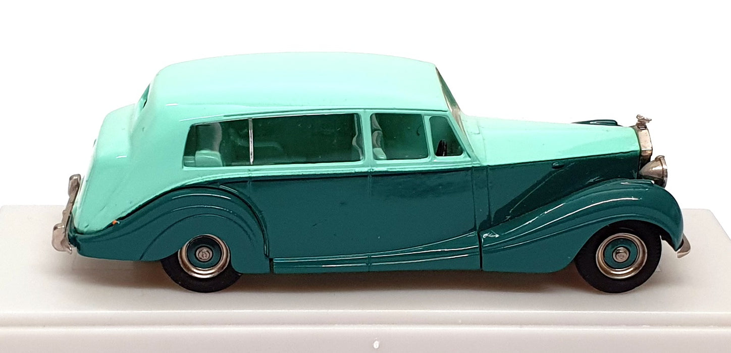 Rextoys 1/43 Scale No. 35 - Rolls Royce Phantom IV Shah Of Kuwait - 2-Tone Green