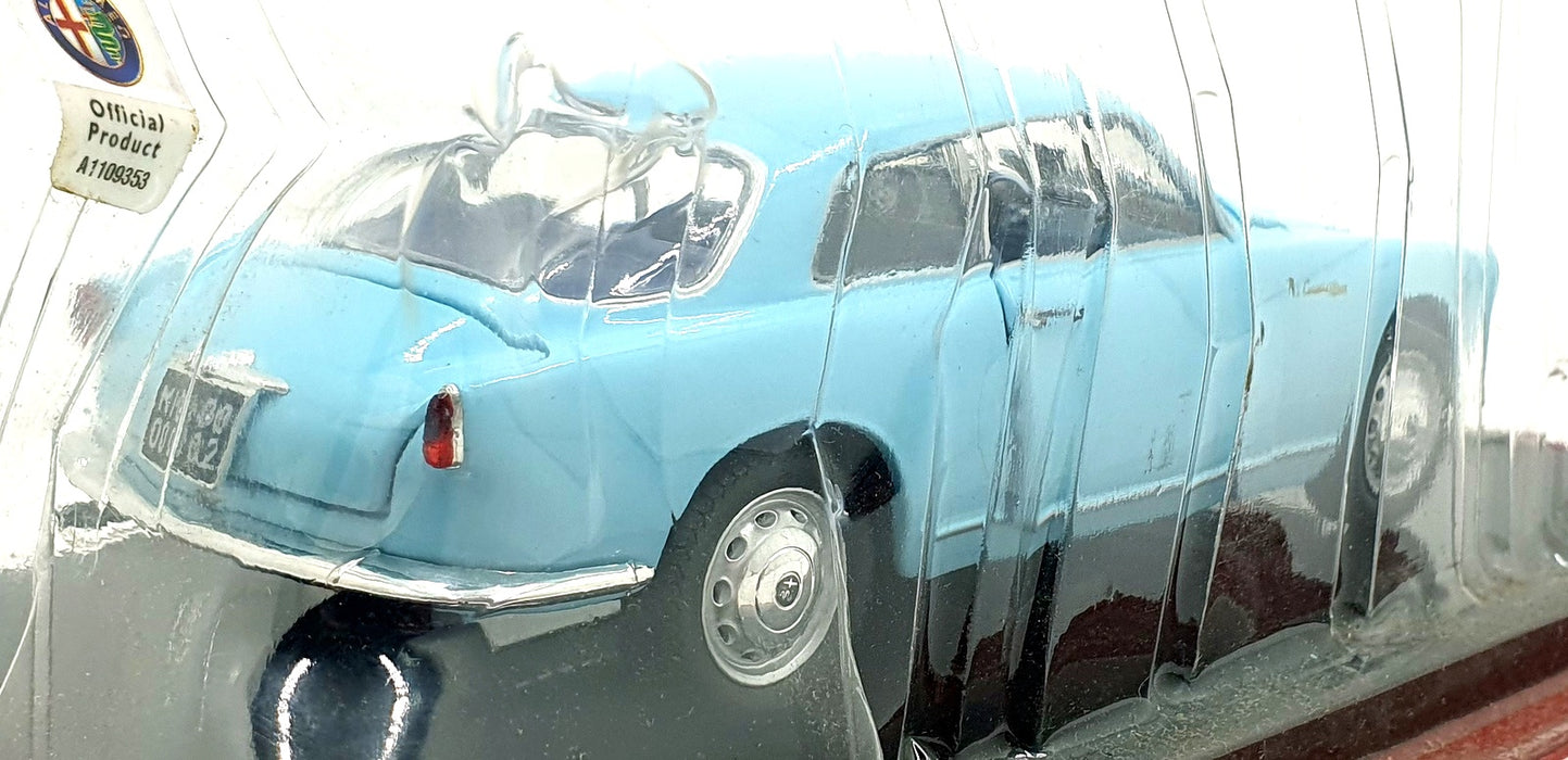 Hachette 1/24 Scale 250226H - 1954 Alfa Romeo Giuletta Sprint - Blue