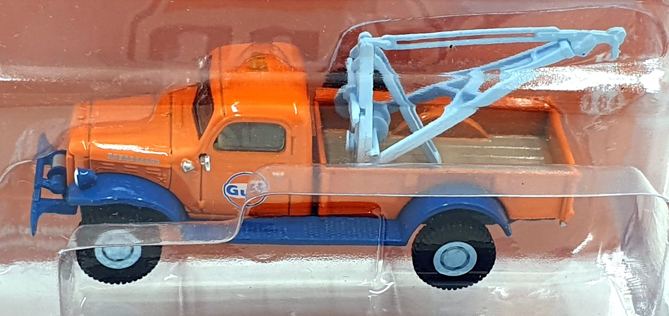 Greenlight 1/64 Scale 41145-A - 1947 Dodge Power Wagon Wrecker Truck