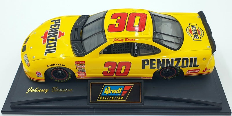Revell 1/24 Scale 3824 - Pontiac Grand Prix Pennzoil #30 J.Benson NASCAR