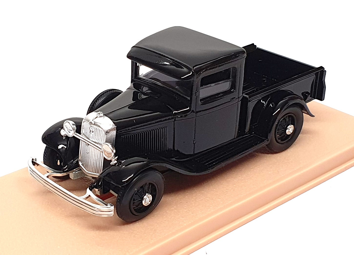 Eligor 1/43 Scale Diecast 1080 - 1933 Ford V8 Pickup Truck - Black