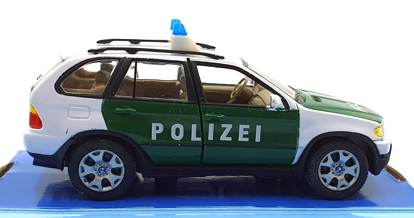 Cararama 1/43 Scale 210226G - BMW Polizei Police Car - Green