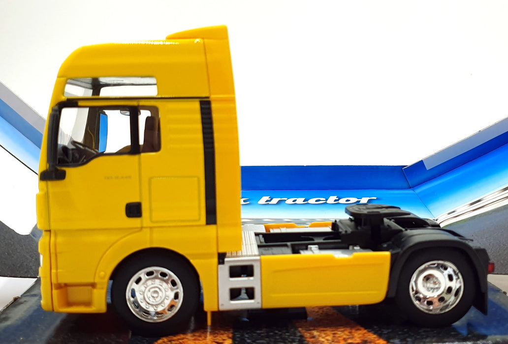 Welly 1/32 Scale 32650S-W - MAN TGX XXL Truck Tractor - Yellow