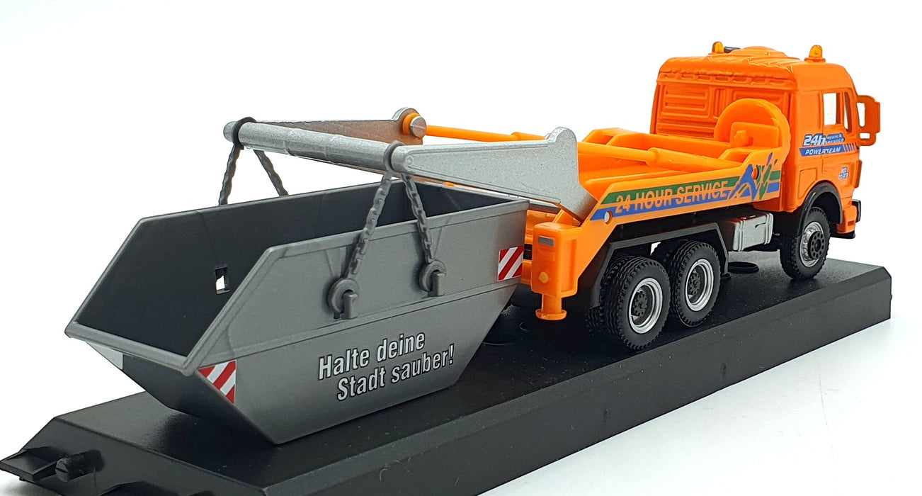 Cararama 1/60 Scale 10005A - Mercedes-Benz Construction Truck with Skip - Orange