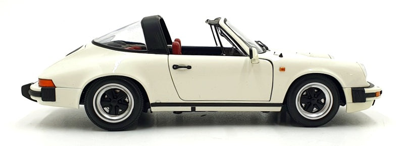 Minichamps 1/18 Scale Diecast 100 063062 - 1983 Porsche 911 Carrera Targa 3.2