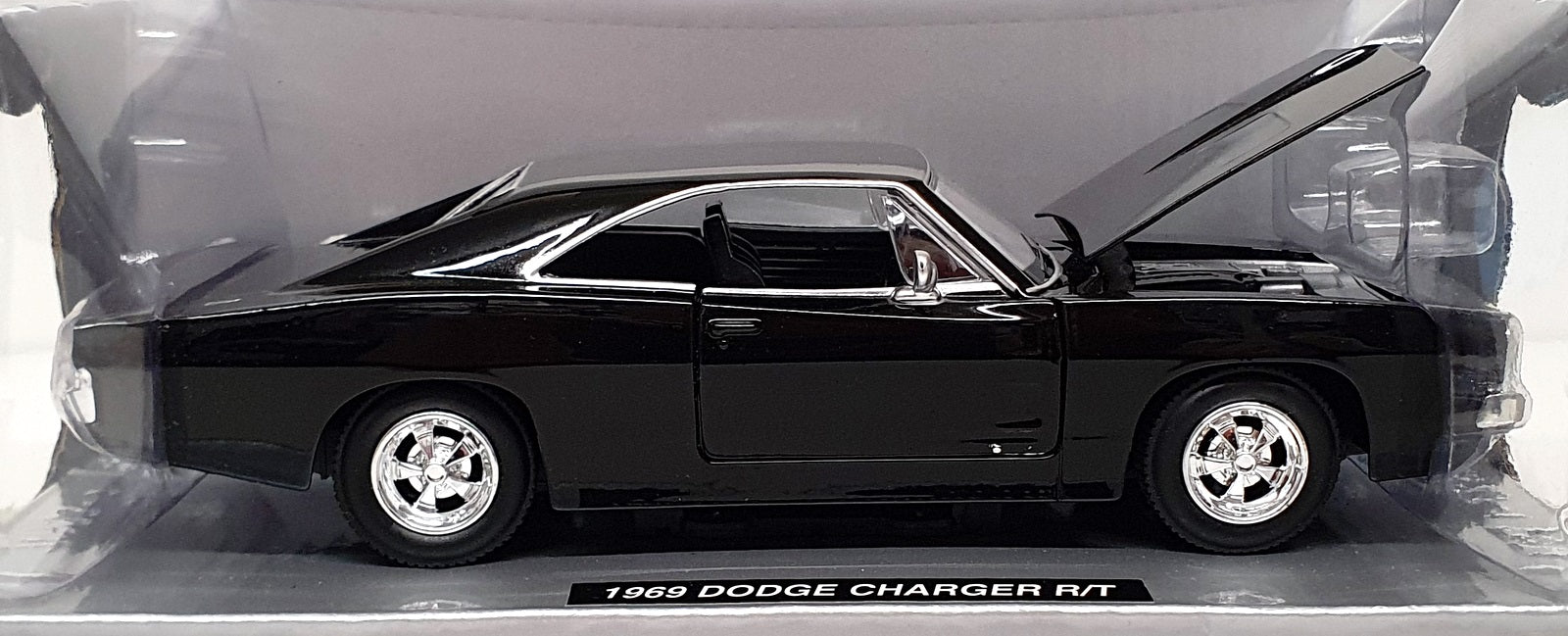 New Ray 1/25 Scale Diecast 71893 - 1969 Dodge Charger R/T - Black
