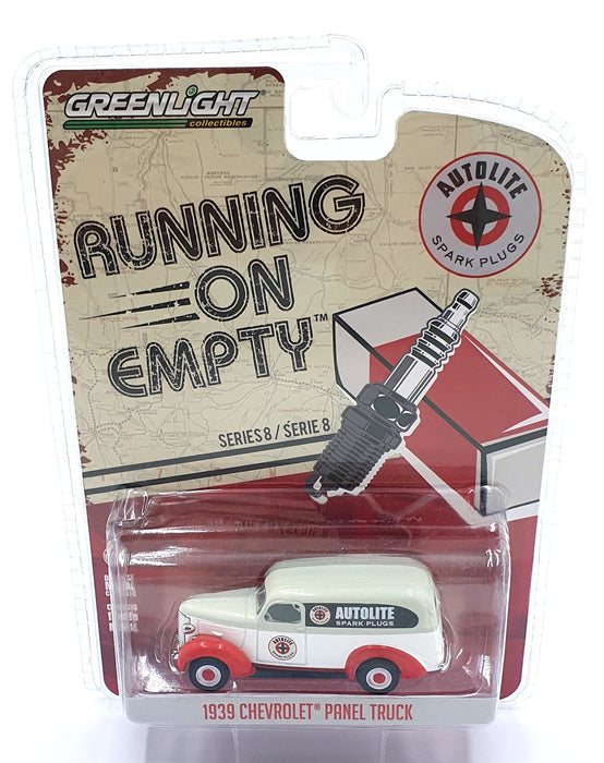 Greenlight 1/64 Scale 41080-A - 1939 Chevrolet Panel Truck - White/Red