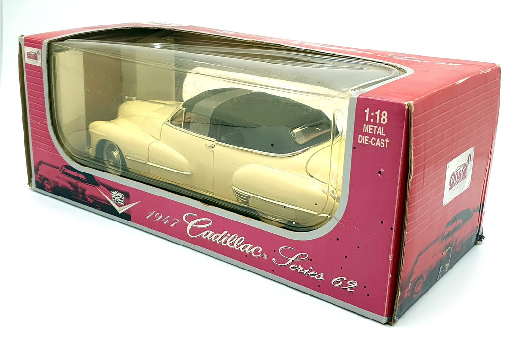 Anson 1/18 Scale Diecast 30345 - 1947 Cadillac Series 62 Convertible - Cream