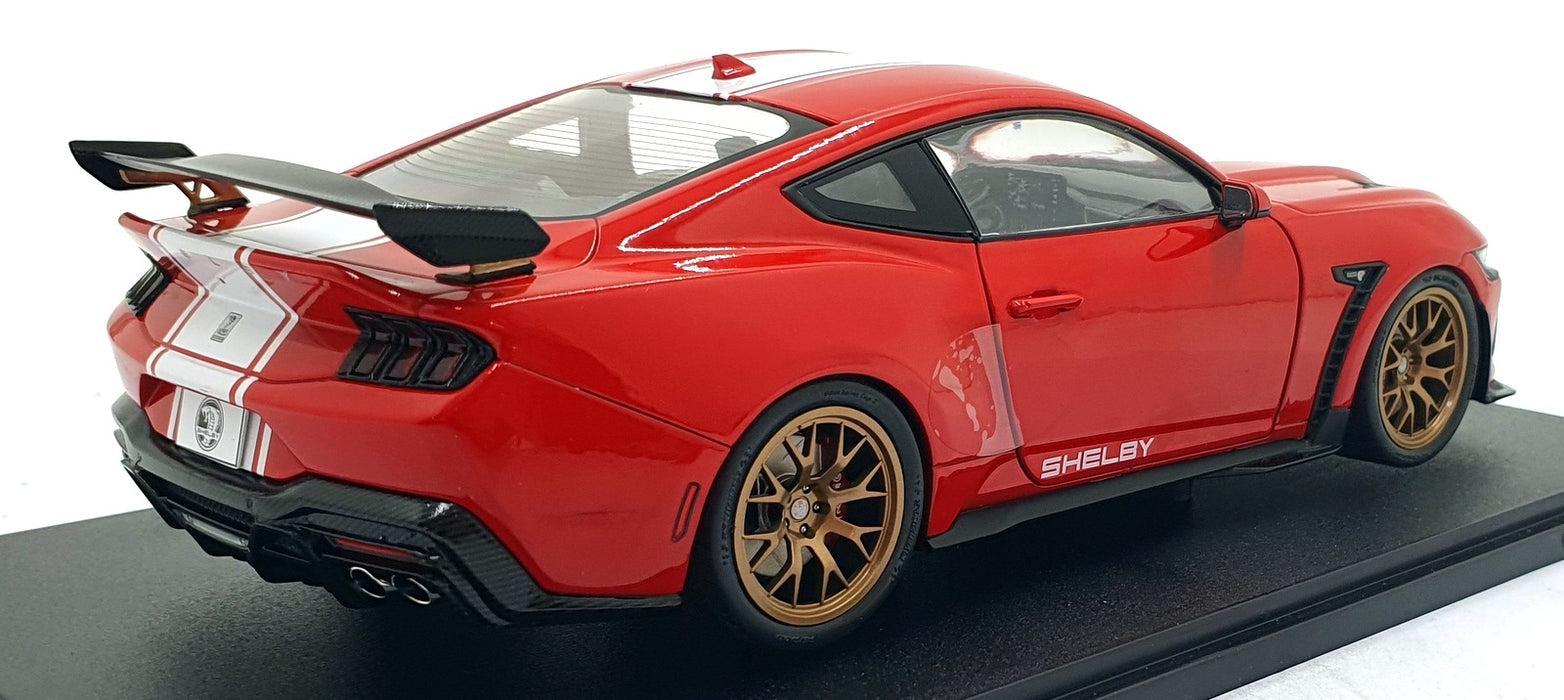 Solido 1/18 Scale Diecast S1813801 - Ford Shelby Mustang Super Snake - Red