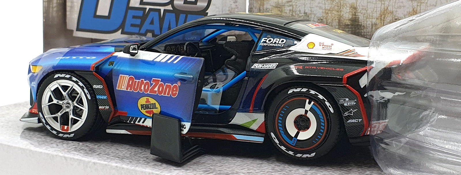 Jada 1/24 Scale 37244 - Ford Mustang RTR "AutoZone" - James Dean