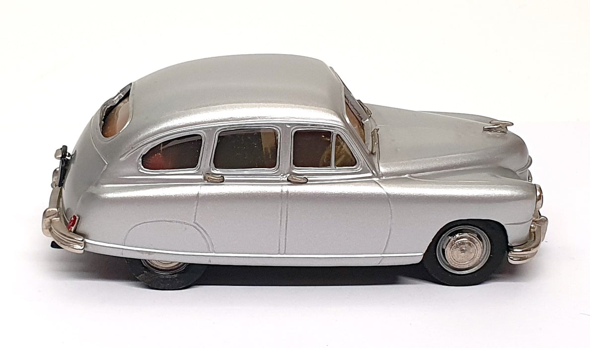 Kenna Models 1/43 Scale KM012 - Standard Vanguard Phase 1 - Silver