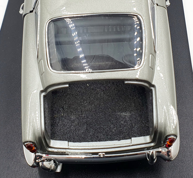 Autoart 1/18 Scale Diecast 70021 - Aston Martin DB5 James Bond 007 - Goldfinger