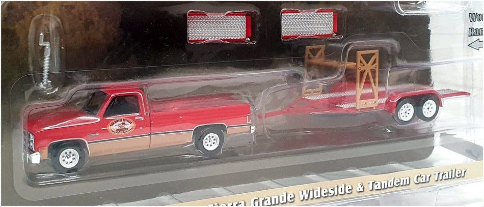 Greenlight 1/64 Scale 32250-B - 1982 GMC K-2500 Sierra & Tandem Car Trailer Red