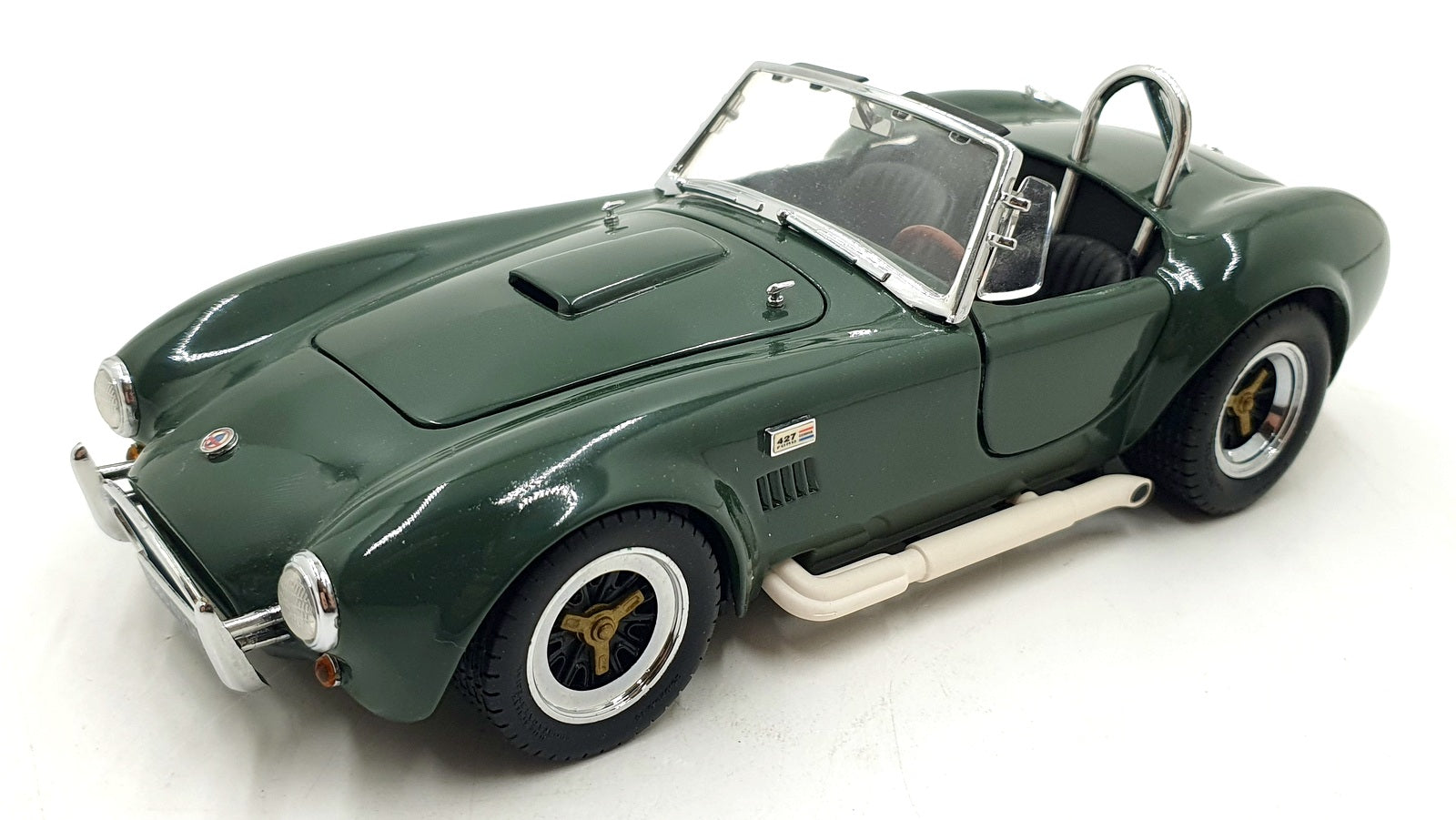 Kyosho 1/18 Scale Diecast 7006 9800 - Shelby Cobra 427 S/C - Green
