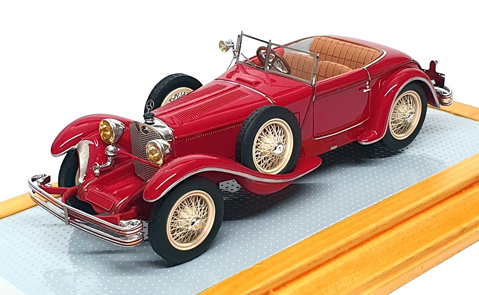 Ilario 1/43 Scale IL43097 - 1927 Mercedes Benz 680S Saoutchik Torpedo