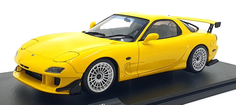 Solido 1/18 Scale Diecast S1810603 - Mazda RX7 Type RS (FD3S) - Yellow