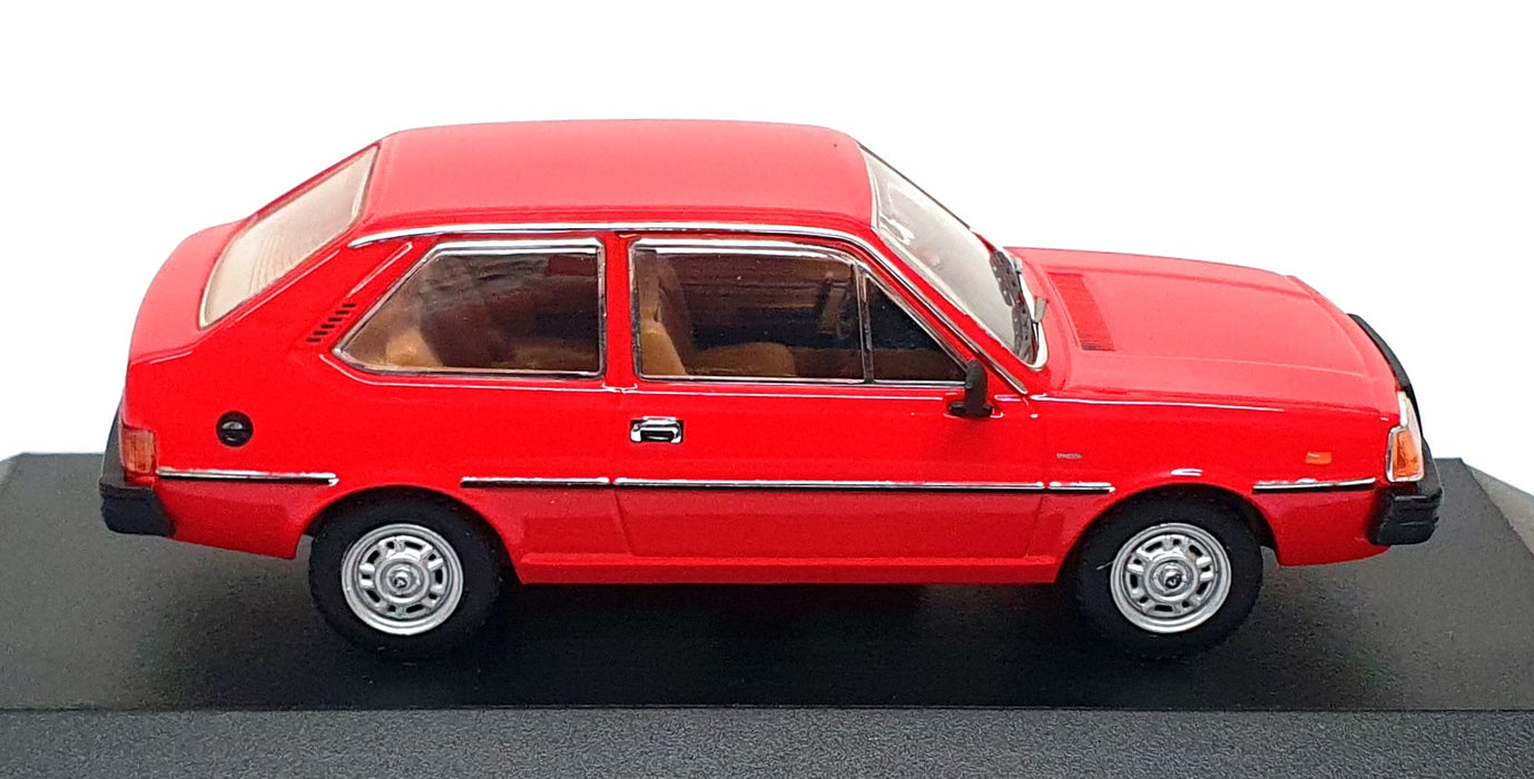 Whitebox 1/43 Scale Diecast WB208 - 1976 Volvo 343 DL - Red