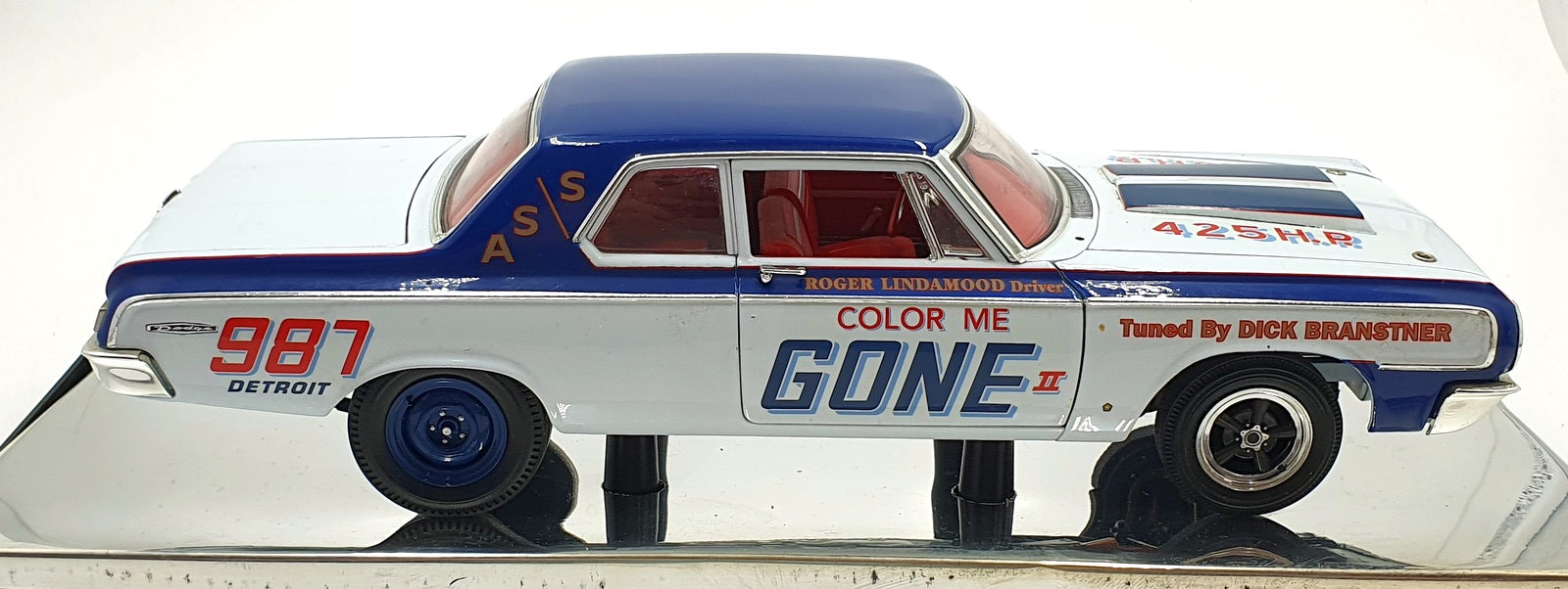 Highway 61 1/18 Scale 50045 - 1964 Dodge 330 Superstock Color Me Gone