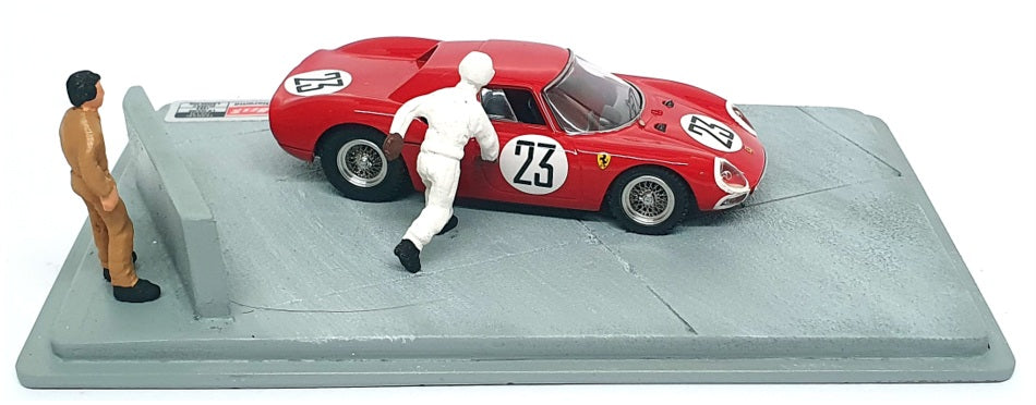Best 1/43 Scale Diorama 9604 - Ferrari 250 LM Le Mans 1964 #23 Dumay-Lamglois