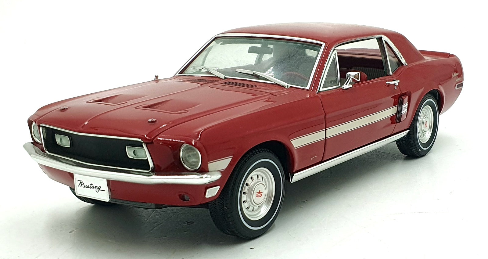 Greenlight 1/18 Scale 12820 - 1968 Ford Mustang GT 2+2 Fastback - Red