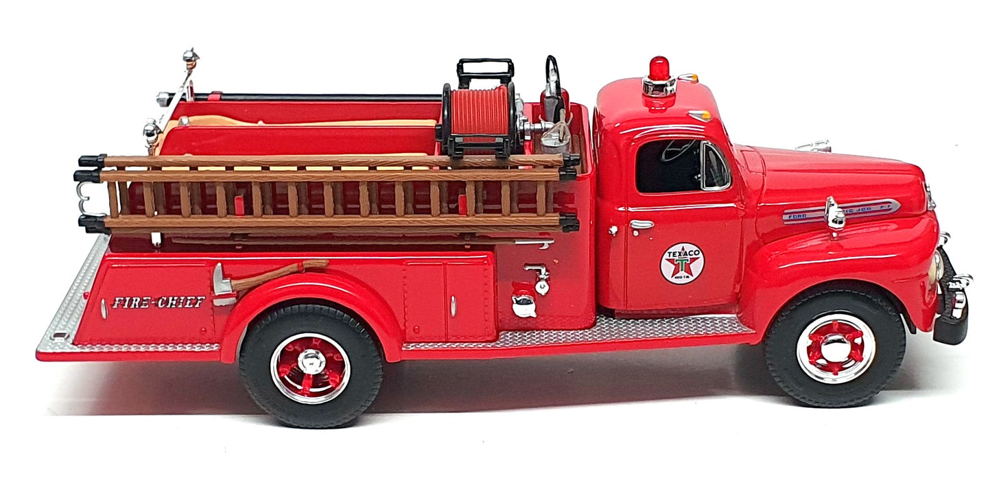 First Gear 1/34 Scale 19-2319 1951 Ford Pumper Fire Truck Texaco Fire Chief Red