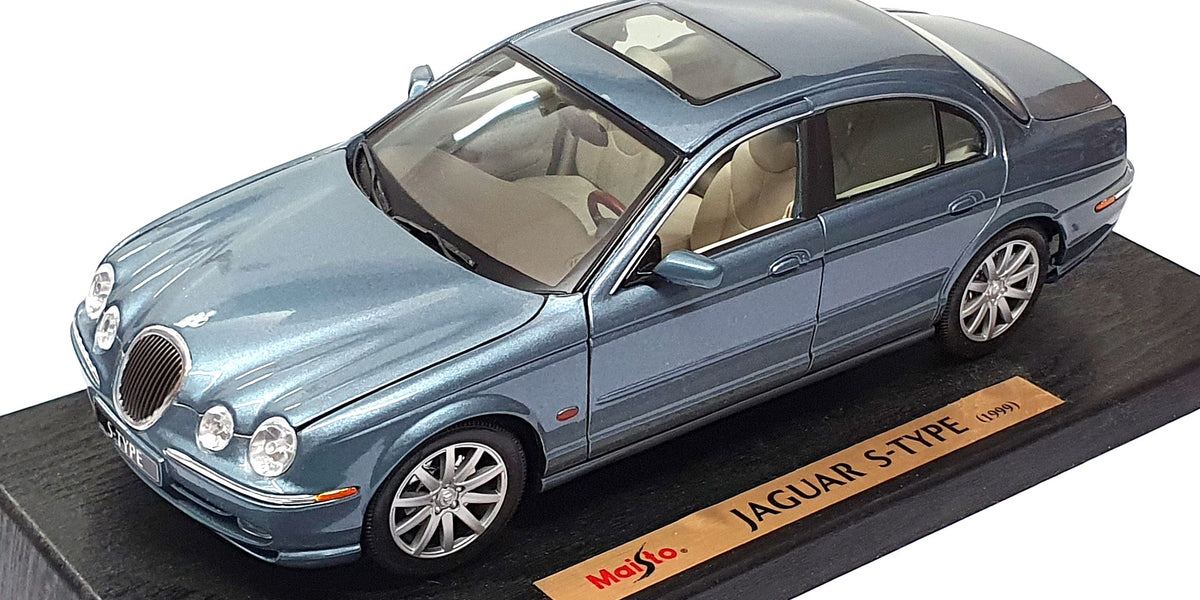 Maisto 1/18 Scale Diecast 31865 - 1999 Jaguar S Type - Met. Lt