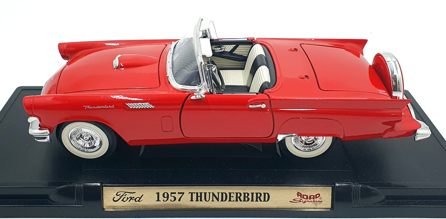 Road Signature 1/18 scale Diecast 92358 - Ford Thunderbird 1957 - Red