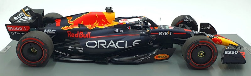 Spark 1/12 Scale 12S035 Oracle Red Bull RB18 Dutch 2022 F1 M.Verstappen #1