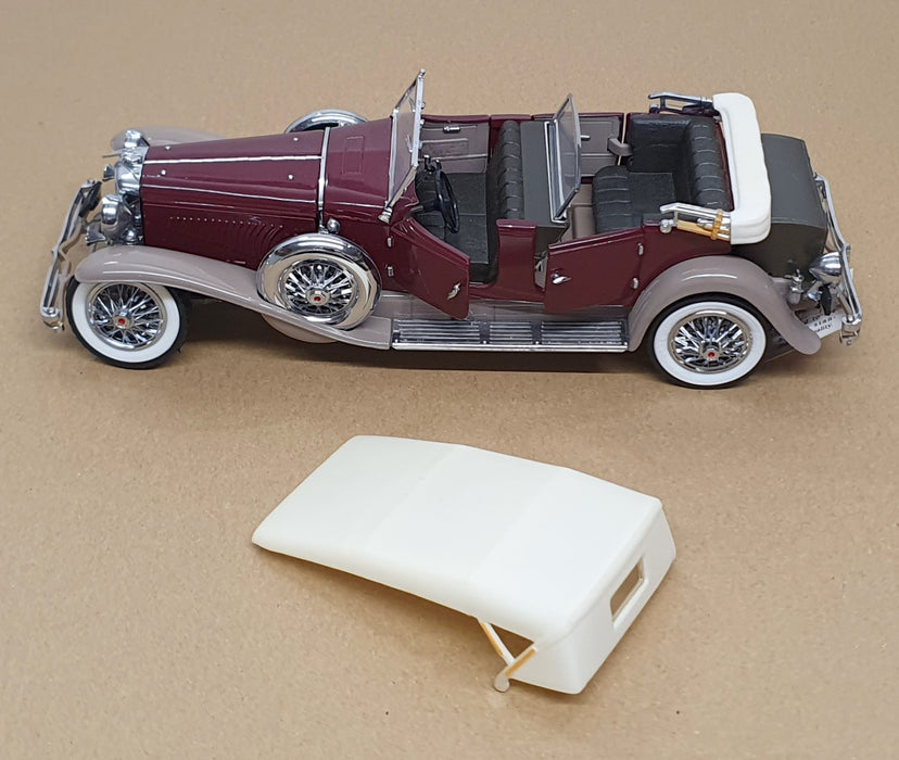 Franklin Mint 1/24 Scale 19626E - 1930 Duesenberg J Derham - Maroon/Beige