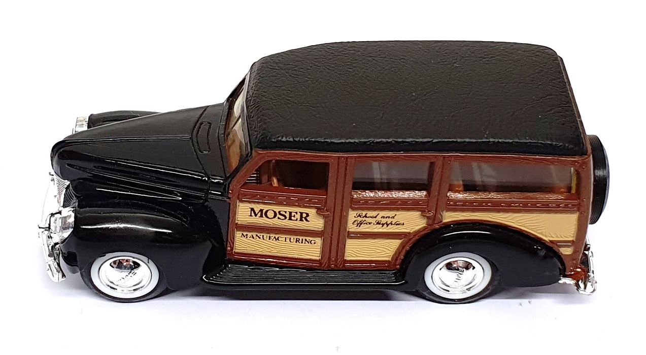 Ertl 1/43 Scale Diecast 2517 - 1940 Ford Woody Station Wagon - Black