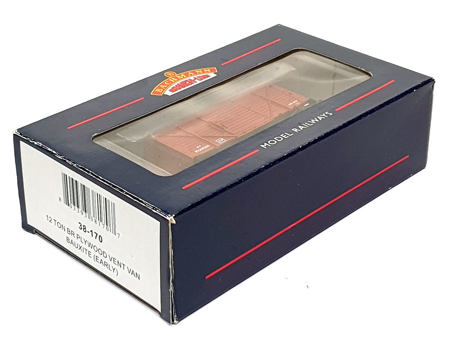 Bachmann OO 1/76 Scale 38-170 - 12 Ton BR Plywood Vent Van Bauxite (Early)