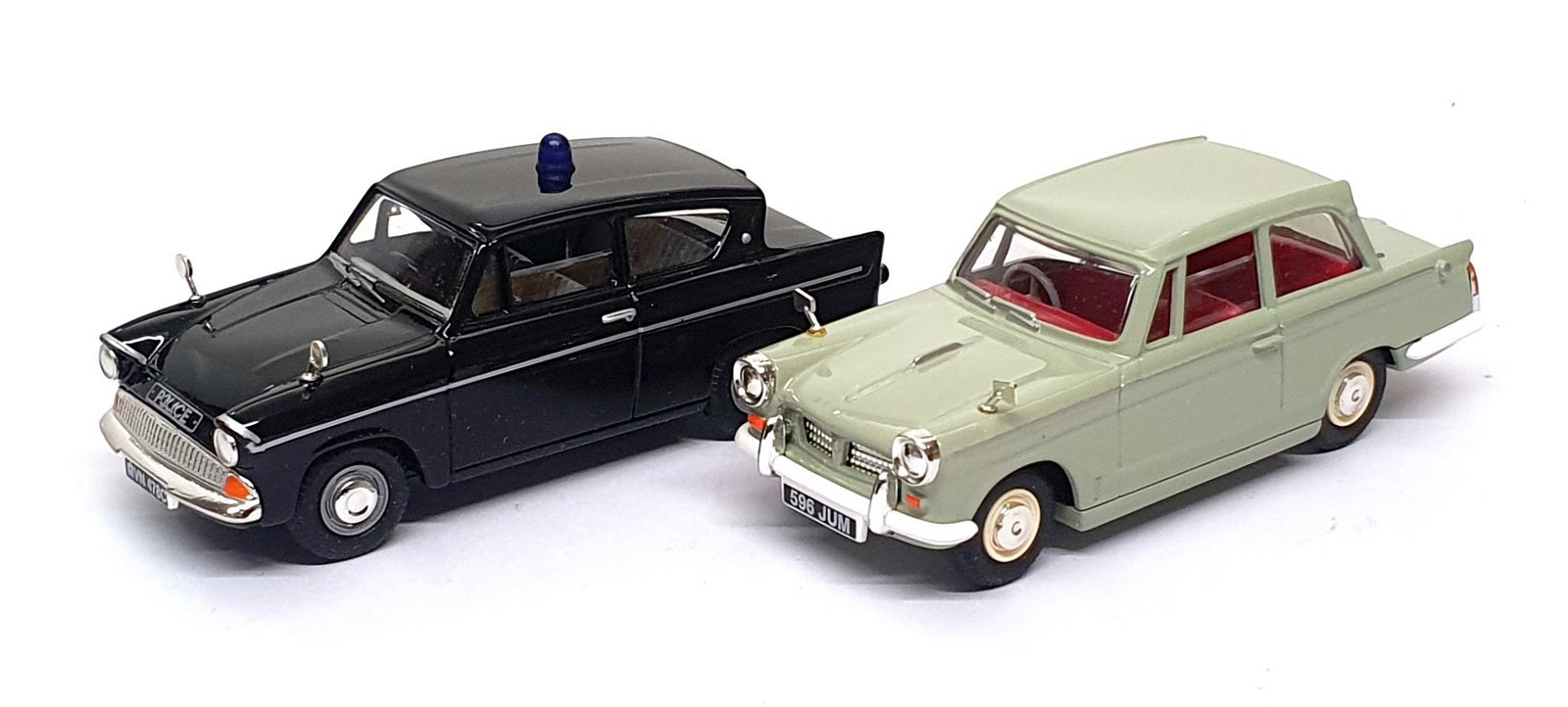 Vanguards 1/43 Scale HB1002 - Ford Anglia Police Triumph Herald - Heartbeat Set