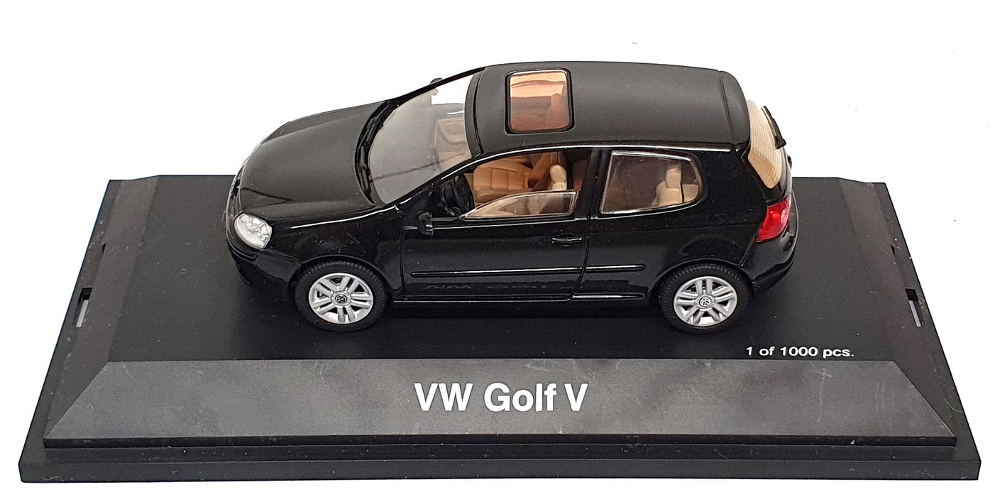 Schuco 1/43 Scale Diecast 04681 - Volkswagen VW Golf V - Black