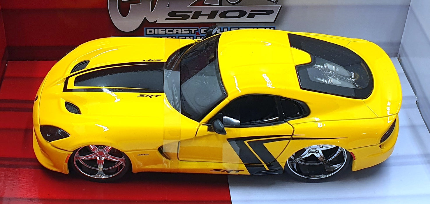 Maisto 1/24 Scale Diecast 31363 - 2013 Dodge SRT Viper GTS - Yellow