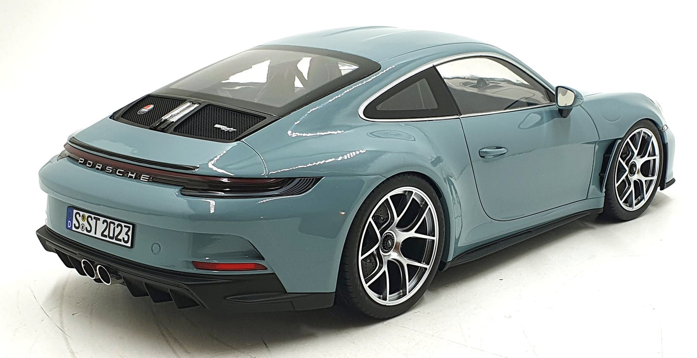 Norev 1/12 Scale 127550 - 2023 Porsche 911 S/T - Meissenblue