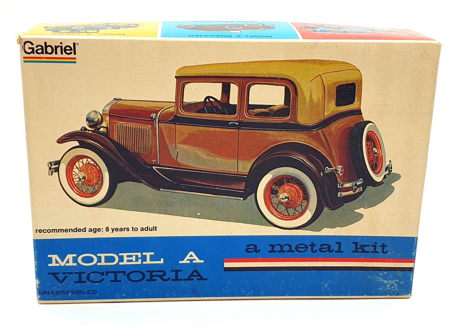 Gabriel 1/20 Scale Unbuilt Metal Kit 4866 - Ford Model A Victoria